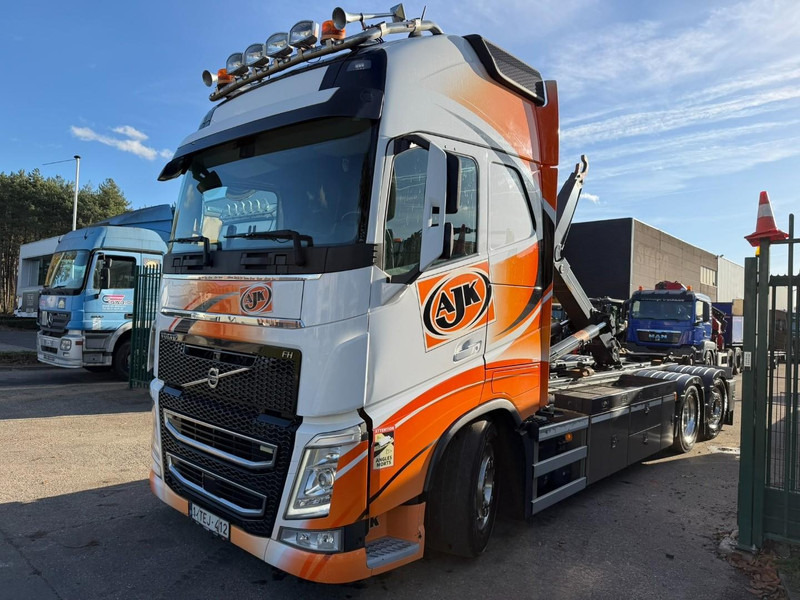 Volvo FH 460 6x2 GLOBE XL AJK HOOKLIFT - *FULL AIR* - DYNAMIC STEERING - I PARK COOL - LIFT + STEERING - ALCOA - BE TRUCK - TOP CONDITION - Крюковой мультилифт: фото 3 Volvo FH 460 6x2 GLOBE XL AJK HOOKLIFT - *FULL AIR* - DYNAMIC STEERING - I PARK COOL - LIFT + STEERING - ALCOA - BE TRUCK - TOP CONDITION - Крюковой мультилифт: фото 3