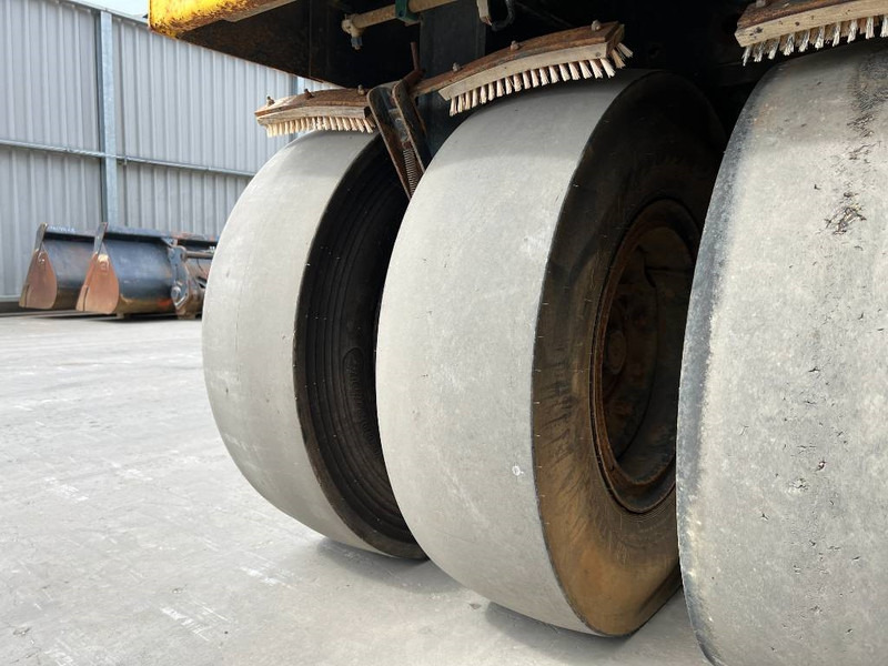 Пневмоколесный каток Bomag BW24R: фото 12