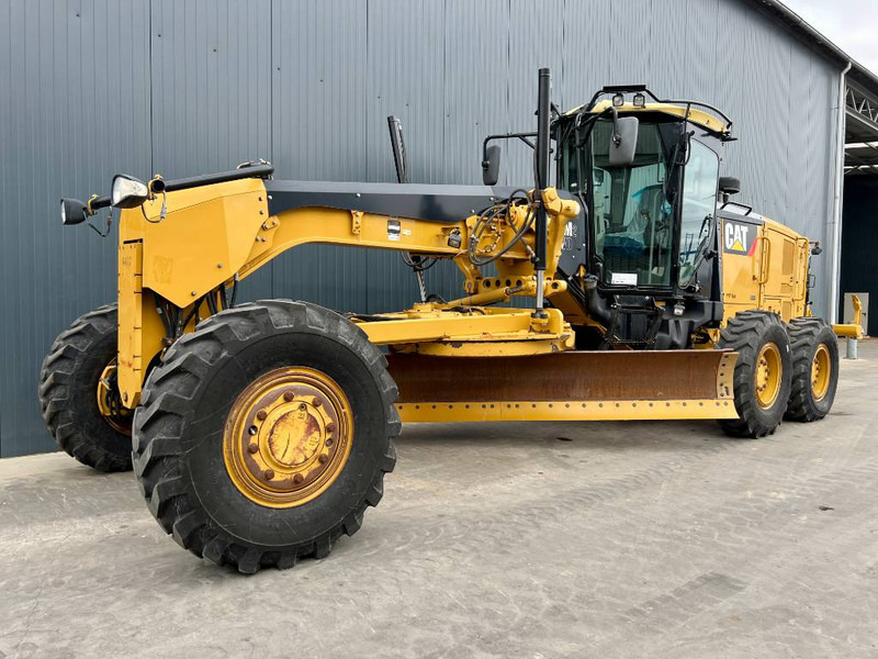 Cat 140M2 AWD - Грейдер: фото 1 Cat 140M2 AWD - Грейдер: фото 1