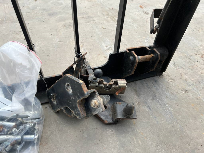 Cat 313E / 320F / 323E / 325F / 329E / 330F / 336E / 3 - Кабина и интерьер для Строительной техники: фото 5 Cat 313E / 320F / 323E / 325F / 329E / 330F / 336E / 3 - Кабина и интерьер для Строительной техники: фото 5