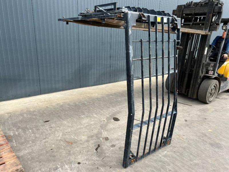 Cat 313E / M315F / 320F / 323E / 325F / 329E / 330F / - Кабина и интерьер для Строительной техники: фото 2 Cat 313E / M315F / 320F / 323E / 325F / 329E / 330F / - Кабина и интерьер для Строительной техники: фото 2