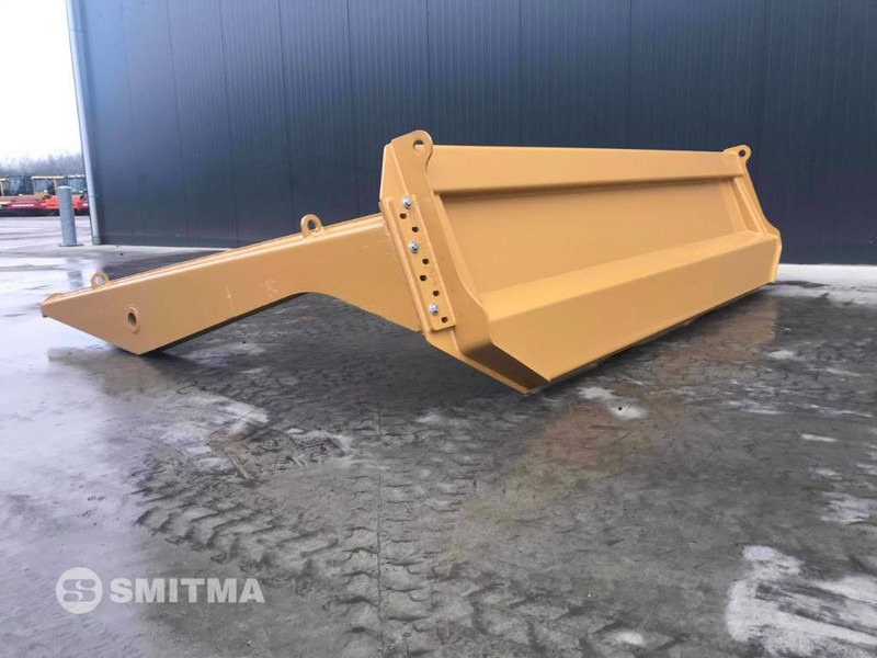 Cat 745 - Гидроборт для Строительной техники: фото 2 Cat 745 - Гидроборт для Строительной техники: фото 2