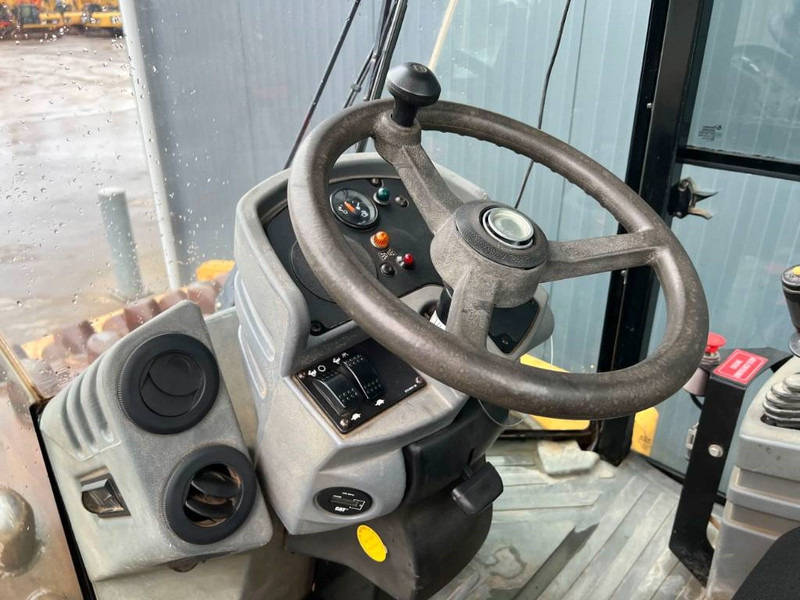 Каток Cat CP76: фото 9 Каток Cat CP76: фото 9