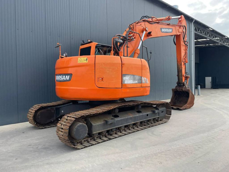 Doosan DX235LCR - Гусеничный экскаватор: фото 4 Doosan DX235LCR - Гусеничный экскаватор: фото 4