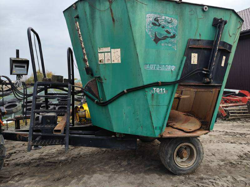 Auto-Agro T-011 - Кормораздатчик: фото 2 Auto-Agro T-011 - Кормораздатчик: фото 2