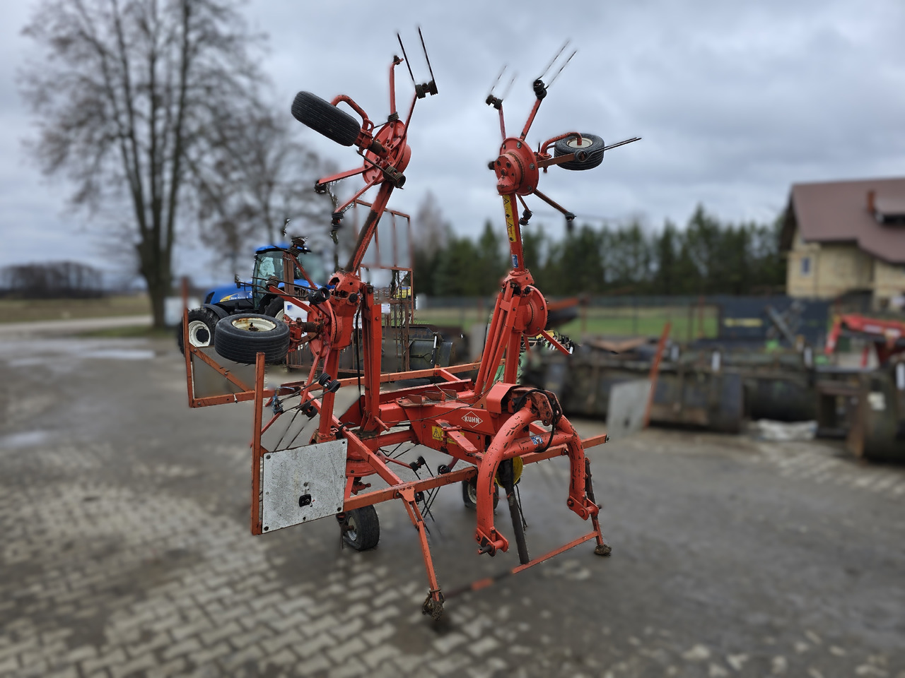 KUHN GF 6301 MH - Сеноворошилка: фото 2 KUHN GF 6301 MH - Сеноворошилка: фото 2