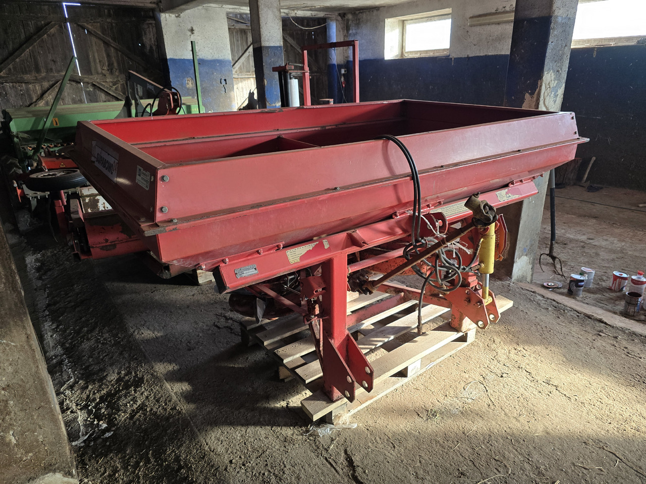 LELY CENTERLINER 1200 L - Разбрасыватель удобрений: фото 3 LELY CENTERLINER 1200 L - Разбрасыватель удобрений: фото 3