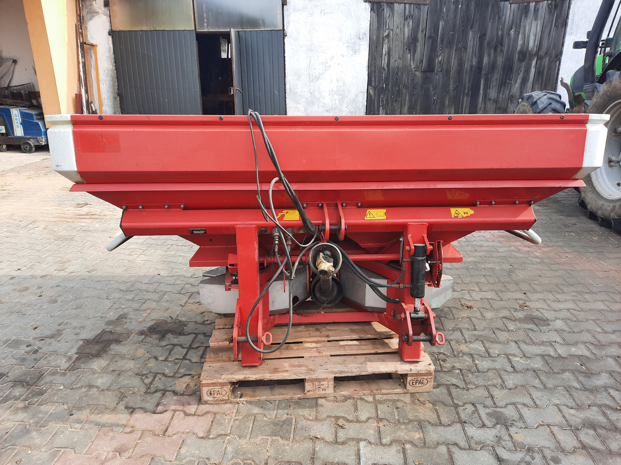 LELY CENTERLINER SX 2000 L - Разбрасыватель удобрений: фото 3 LELY CENTERLINER SX 2000 L - Разбрасыватель удобрений: фото 3