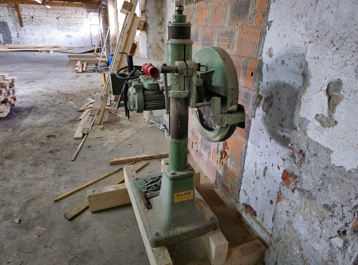 Piła Radialna EISEN-WOLFF 500 mm / 5,5 kW - Деревообрабатывающий станок: фото 4 Piła Radialna EISEN-WOLFF 500 mm / 5,5 kW - Деревообрабатывающий станок: фото 4