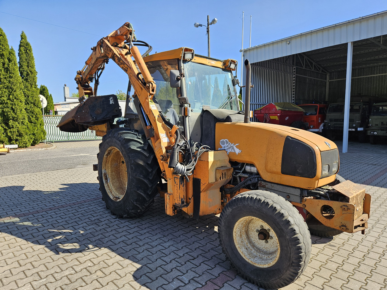 Renault Egros - Газонокосилка: фото 1 Renault Egros - Газонокосилка: фото 1