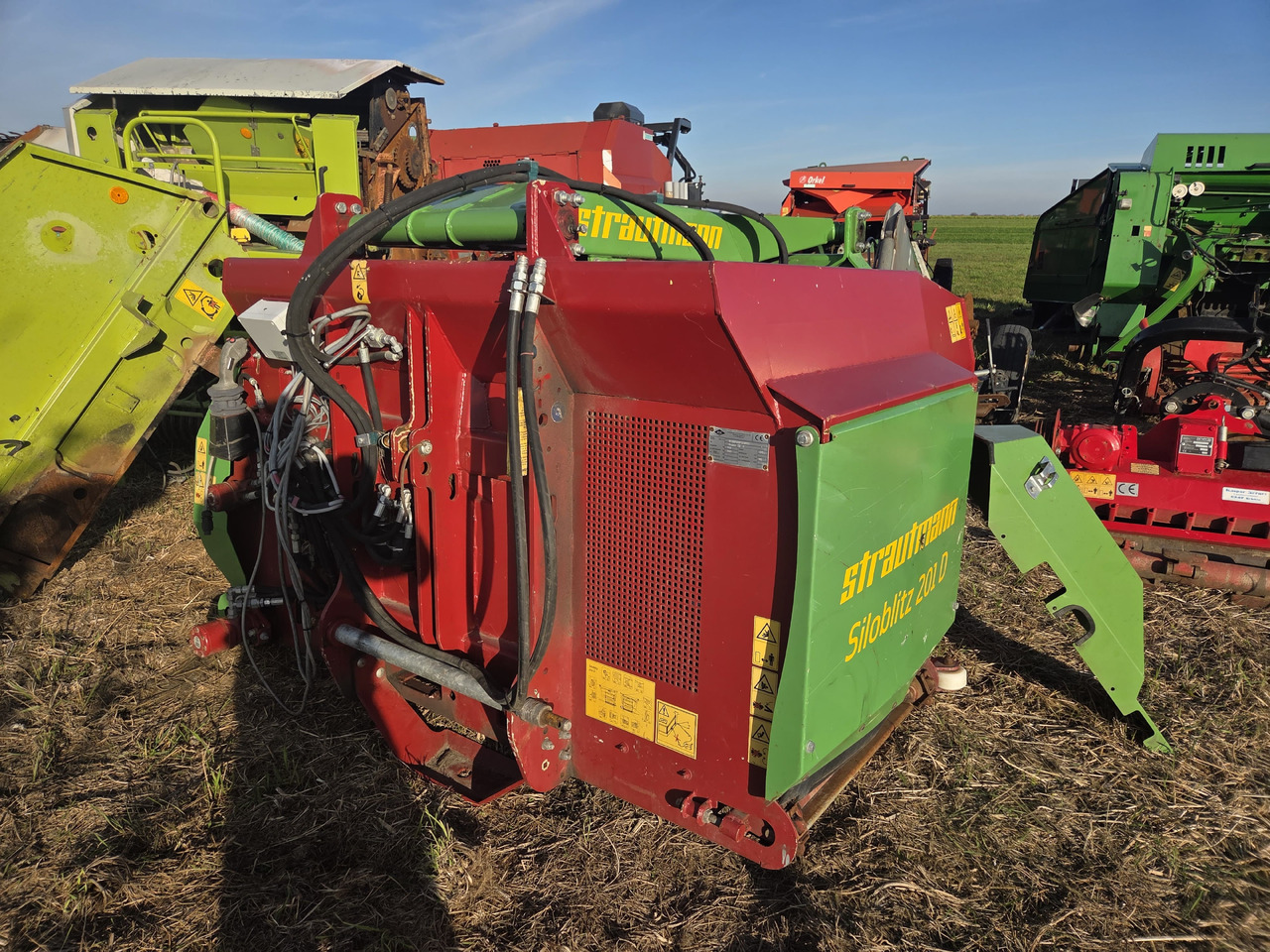 STRAUTMANN Siloblitz 201 D - Кормоуборочный комбайн: фото 2 STRAUTMANN Siloblitz 201 D - Кормоуборочный комбайн: фото 2