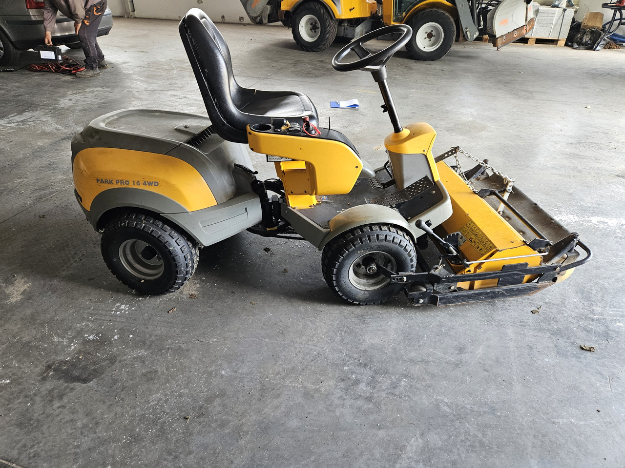 Stiga Park Pro 16 4WD - Газонокосилка: фото 5 Stiga Park Pro 16 4WD - Газонокосилка: фото 5