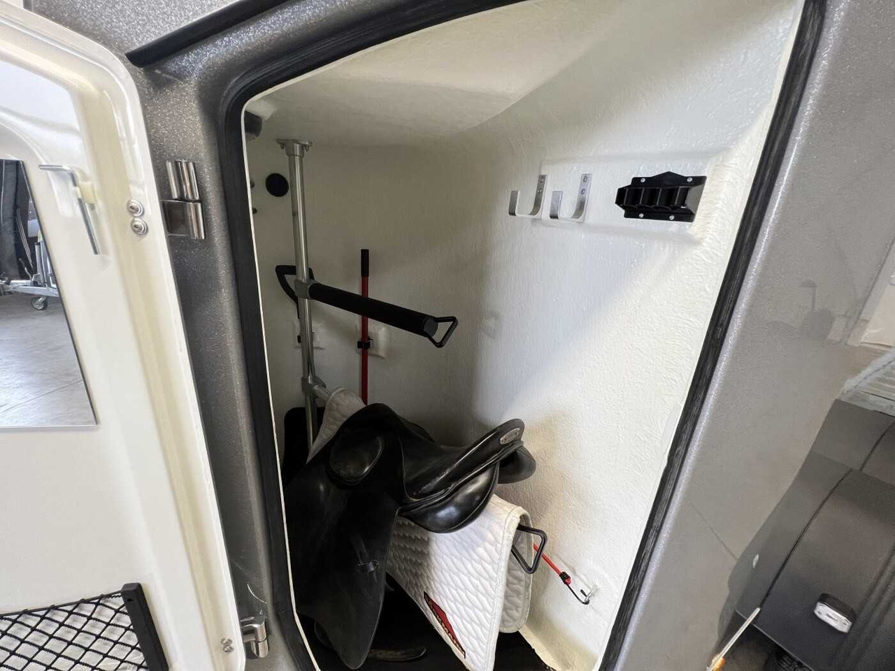 Новый Прицеп-коневоз BOECKMANN Comfort Neu Pferdeanhänger: фото 22