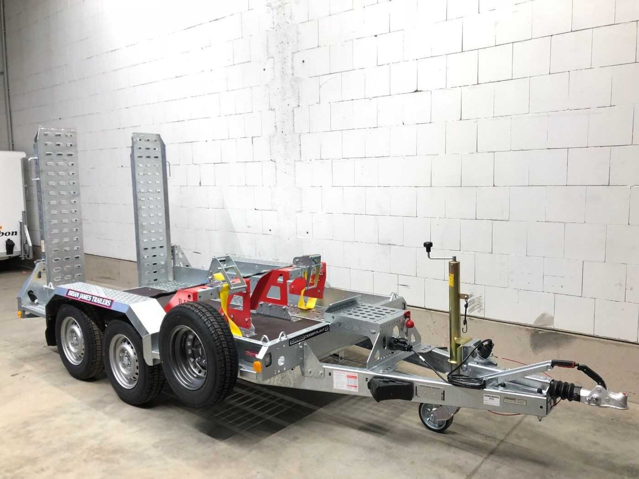 BRIAN_JAMES Digger Plant 543-2813-27-2-13T Maschinentranspor - Прицеп для спецтехники: фото 4 BRIAN_JAMES Digger Plant 543-2813-27-2-13T Maschinentranspor - Прицеп для спецтехники: фото 4