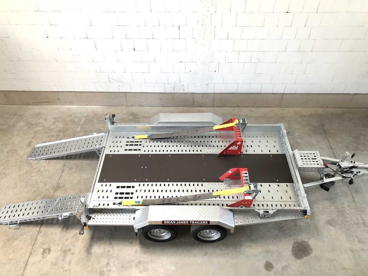 BRIAN_JAMES Digger Plant 543-3217-35-2-12 Maschinentransport - Прицеп для спецтехники: фото 1 BRIAN_JAMES Digger Plant 543-3217-35-2-12 Maschinentransport - Прицеп для спецтехники: фото 1