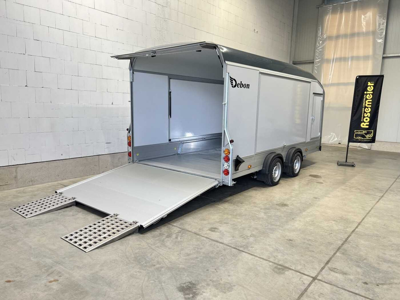 CHEVAL LIBERTE DEBON C1000 Roadster Autotransporter geschlossen - Прицеп-автовоз: фото 3 CHEVAL LIBERTE DEBON C1000 Roadster Autotransporter geschlossen - Прицеп-автовоз: фото 3