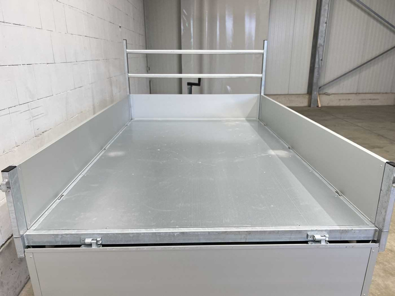 Новый Самосвальный прицеп CHEVAL LIBERTE DEBON PW0E Lux 1500 Rückwärtskipper: фото 12