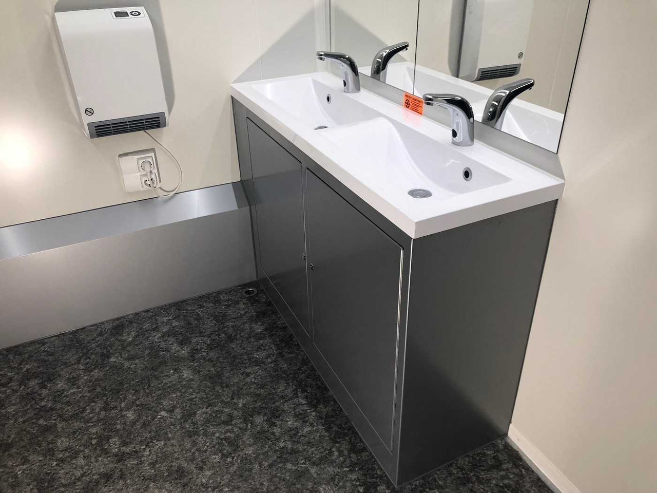 Прицеп ROSEMEIER VE 4 Damen, 1 Herren, 4 Urinale Toilettenanhänger: фото 6