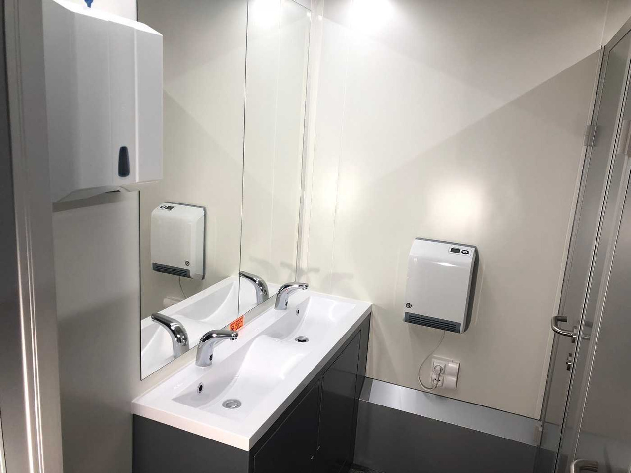 Прицеп ROSEMEIER VE 4 Damen, 1 Herren, 4 Urinale Toilettenanhänger: фото 14
