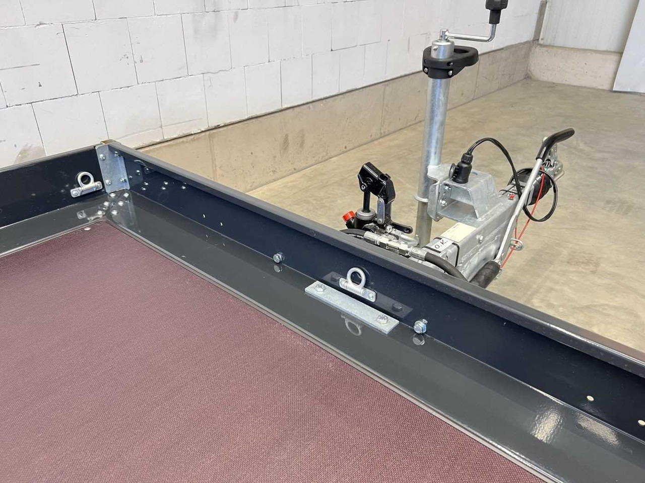 Новый Прицеп для мотоцикла UNSINN UA 3118-18-13 Absenker: фото 12 Новый Прицеп для мотоцикла UNSINN UA 3118-18-13 Absenker: фото 12