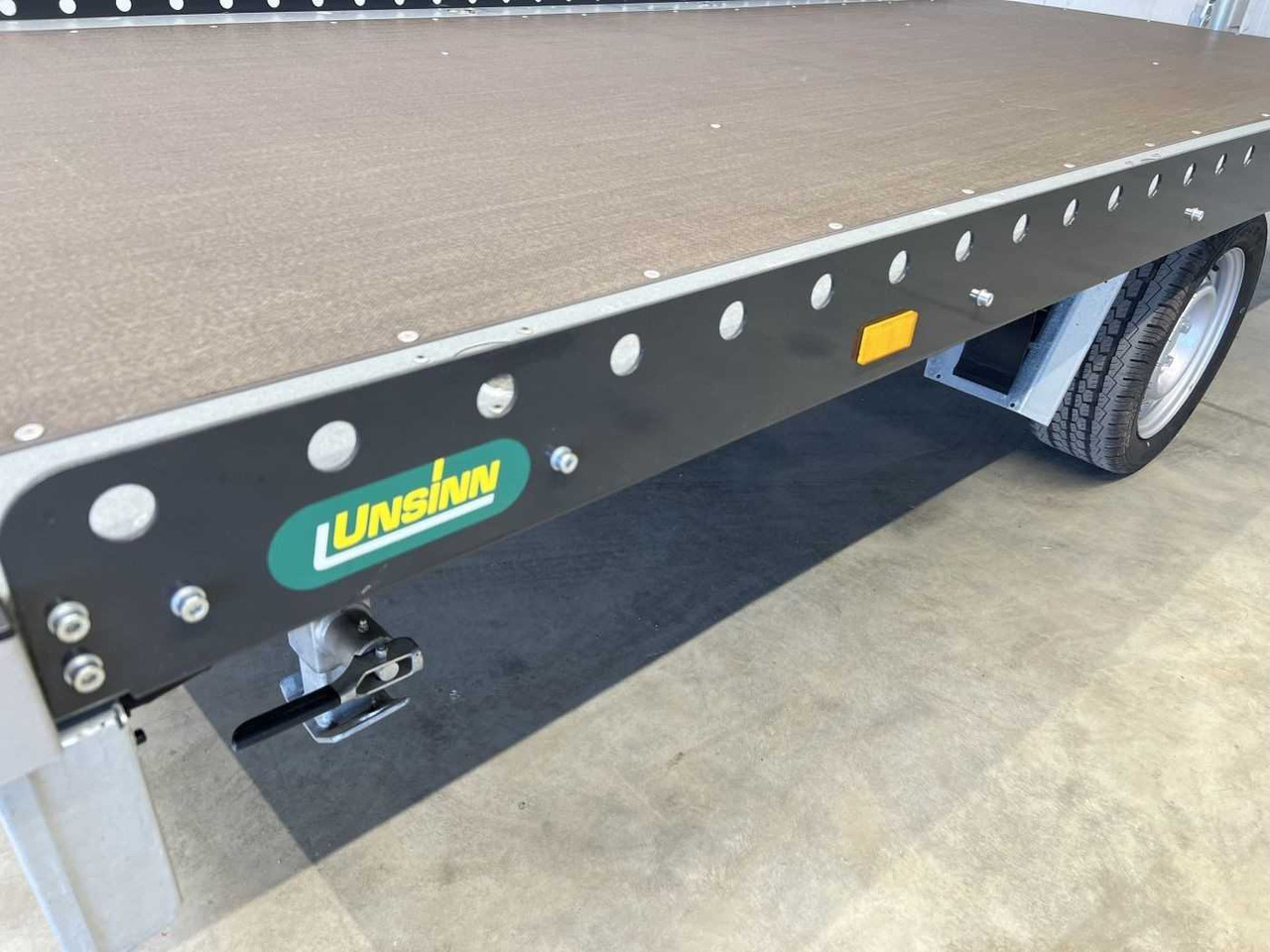 Новый Прицеп для спецтехники UNSINN UF 3617-13 Maschinentransporter: фото 13 Новый Прицеп для спецтехники UNSINN UF 3617-13 Maschinentransporter: фото 13