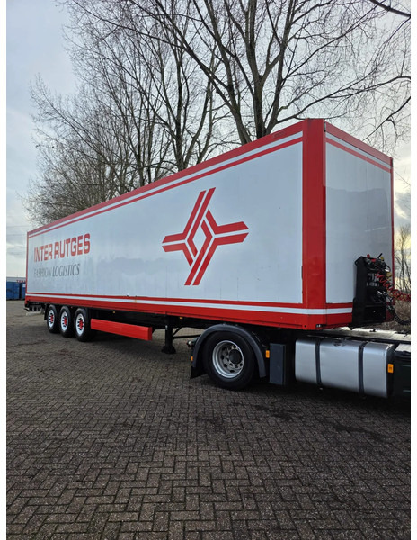 Krone 3-assige confection box trailer SAF disc brakes - Полуприцеп-фургон: фото 1 Krone 3-assige confection box trailer SAF disc brakes - Полуприцеп-фургон: фото 1