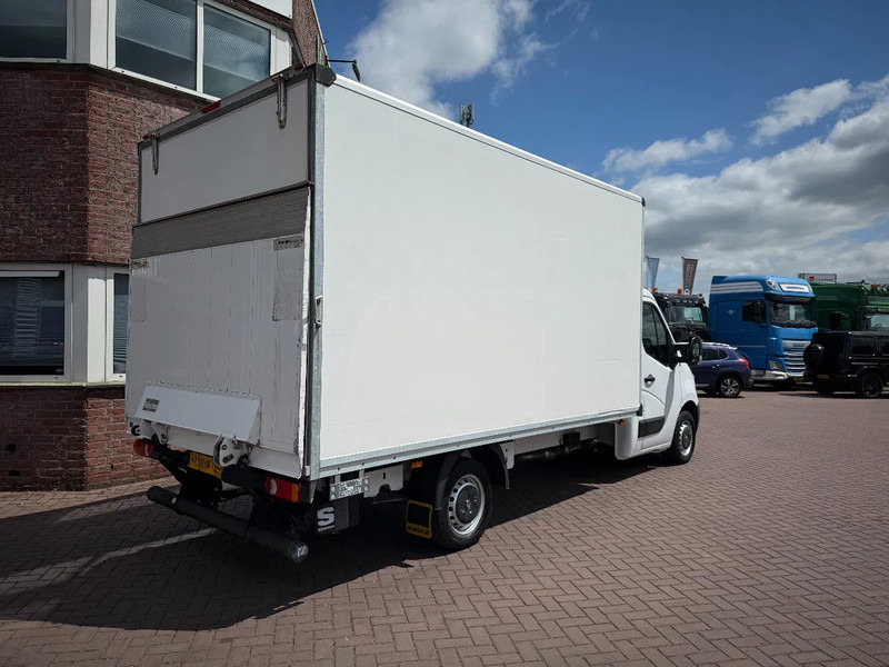 Renault Master Master 130HP Koffer mit Ladebordwand / Euro6 / TOP ZUSTAND - Фургон с закрытым кузовом: фото 5 Renault Master Master 130HP Koffer mit Ladebordwand / Euro6 / TOP ZUSTAND - Фургон с закрытым кузовом: фото 5