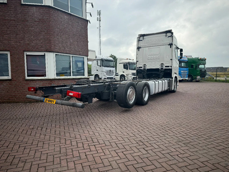 Scania S450 6X2 CHASSIS RETARDER EURO6 HOLLAND TRUCK TOPCONDITION!!!! - Грузовик-шасси: фото 4 Scania S450 6X2 CHASSIS RETARDER EURO6 HOLLAND TRUCK TOPCONDITION!!!! - Грузовик-шасси: фото 4