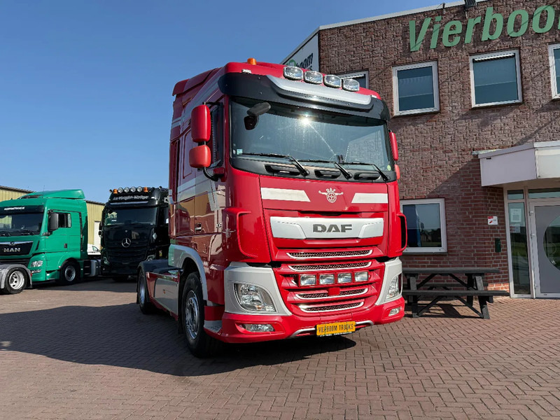DAF XF 530 XF530 4X2 / RETARDER / ONLY 601.787KM / FULL SPOILER / MANUAL GEARBOX - Тягач: фото 1 DAF XF 530 XF530 4X2 / RETARDER / ONLY 601.787KM / FULL SPOILER / MANUAL GEARBOX - Тягач: фото 1