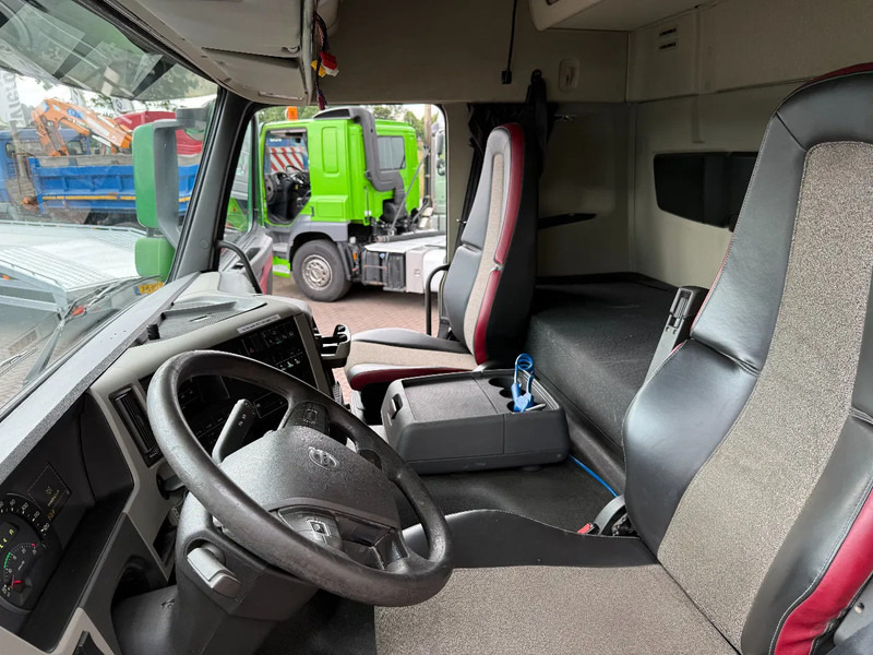 Volvo FM FM370 4X2 Globetrotter / Welgro compressor / Dynimac steering / Holland Truck - Тягач: фото 5 Volvo FM FM370 4X2 Globetrotter / Welgro compressor / Dynimac steering / Holland Truck - Тягач: фото 5
