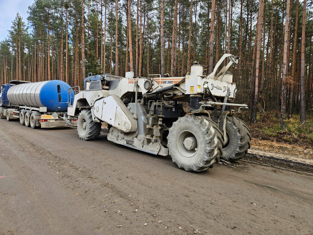 WIRTGEN WR 2000 - Стабилизатор грунта: фото 2 WIRTGEN WR 2000 - Стабилизатор грунта: фото 2