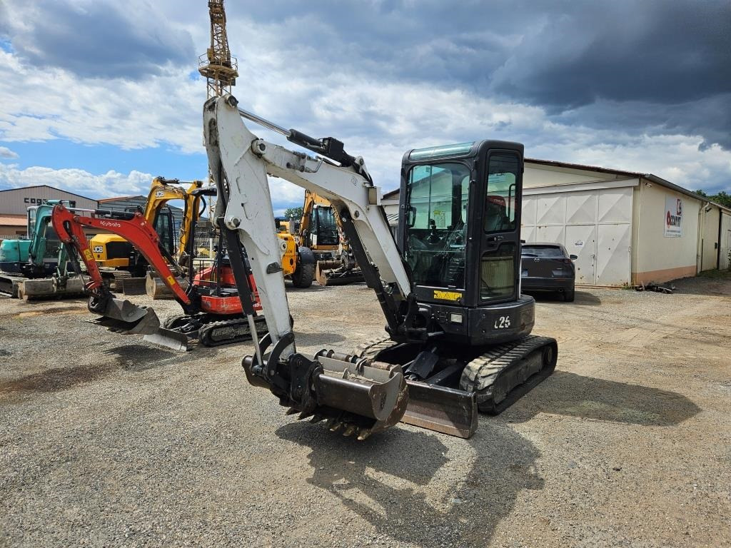 BOBCAT E 26 - Мини-экскаватор: фото 2 BOBCAT E 26 - Мини-экскаватор: фото 2