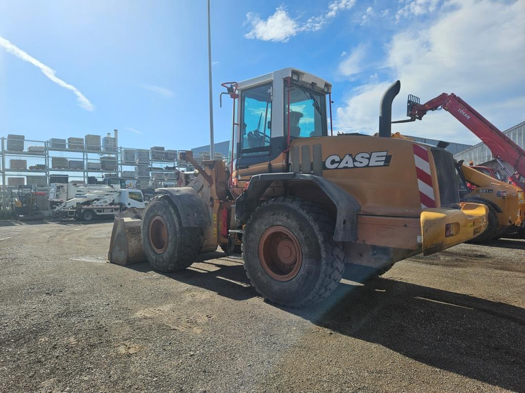 CASE 621 D - Колёсный погрузчик: фото 5 CASE 621 D - Колёсный погрузчик: фото 5