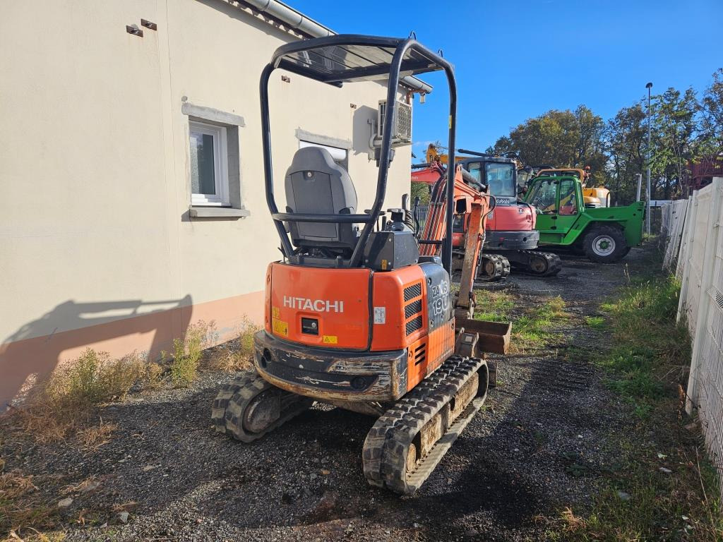 HITACHI ZX 19 - Мини-экскаватор: фото 3 HITACHI ZX 19 - Мини-экскаватор: фото 3