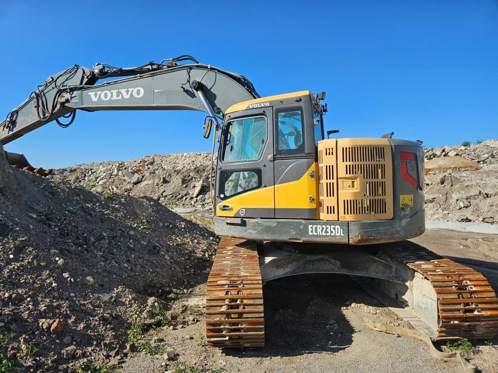 Гусеничный экскаватор VOLVO ECR 235 DL: фото 7