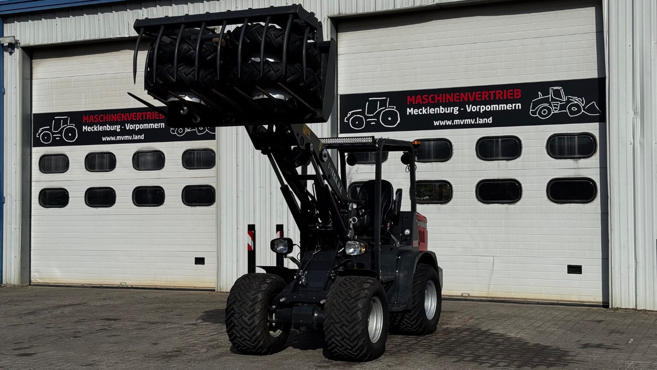 PITBULL X27-45 - Колёсный погрузчик: фото 1 PITBULL X27-45 - Колёсный погрузчик: фото 1