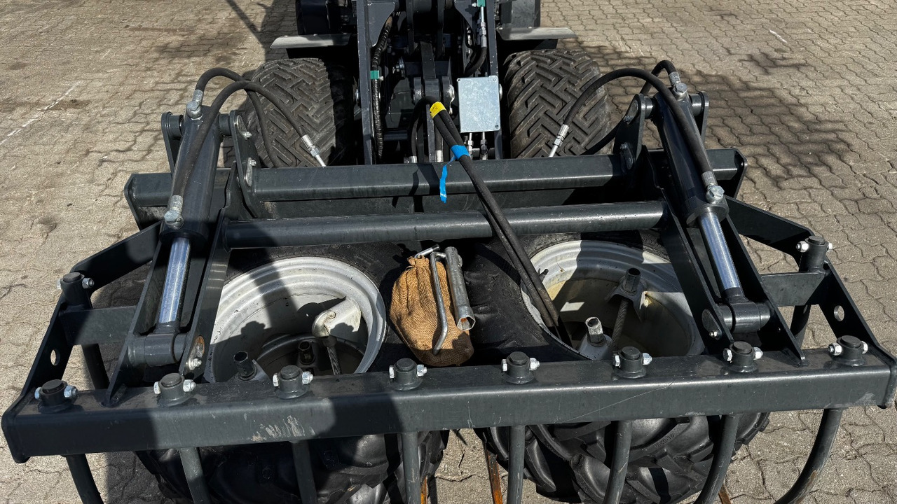 PITBULL X27-45 - Колёсный погрузчик: фото 5 PITBULL X27-45 - Колёсный погрузчик: фото 5