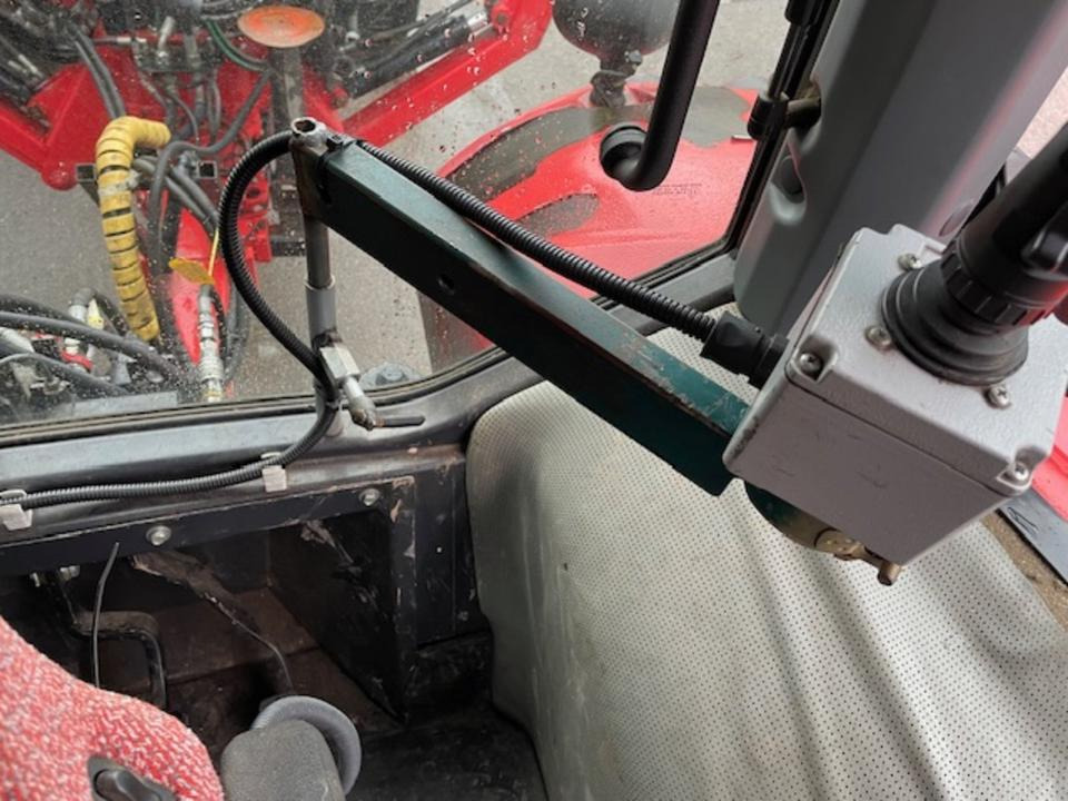 Лесной трактор Forst-Traktor MC Cormick X70.70: фото 9