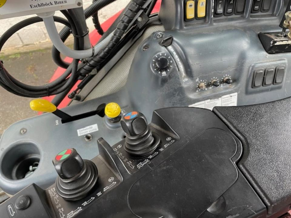 Лесной трактор Forst-Traktor MC Cormick X70.70: фото 7