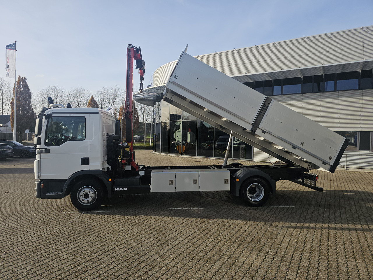 MAN TGL 10.220 - Самосвал: фото 5 MAN TGL 10.220 - Самосвал: фото 5