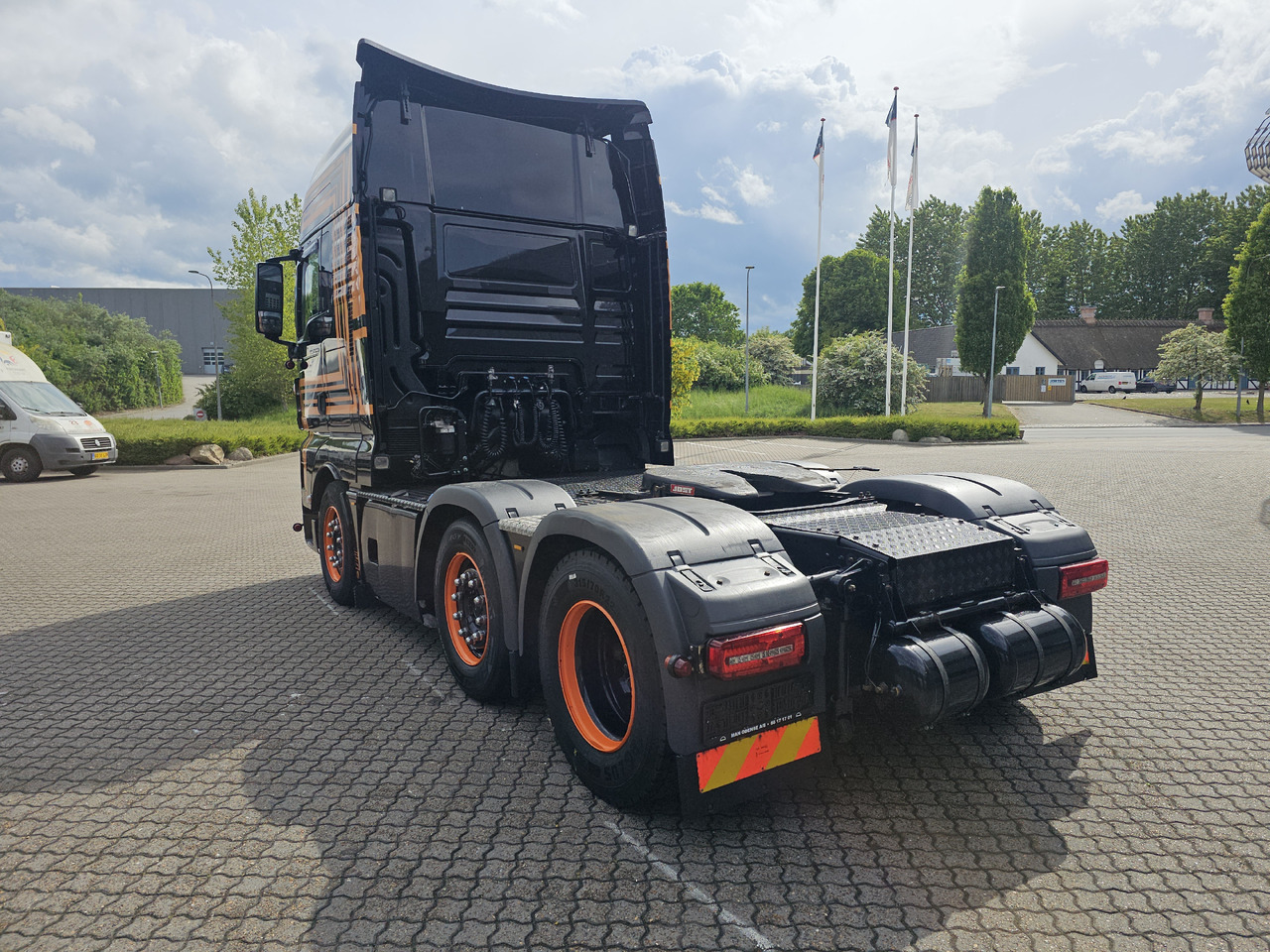 MAN TGX 26.510 - Тягач: фото 3 MAN TGX 26.510 - Тягач: фото 3