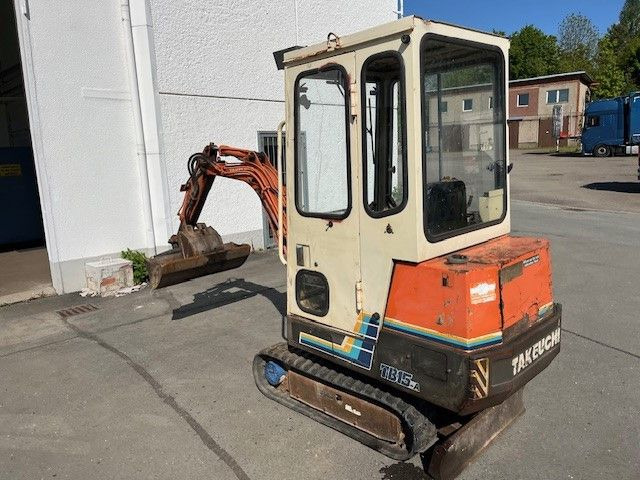 Takeuchi T B 15 A - Мини-экскаватор: фото 3 Takeuchi T B 15 A - Мини-экскаватор: фото 3