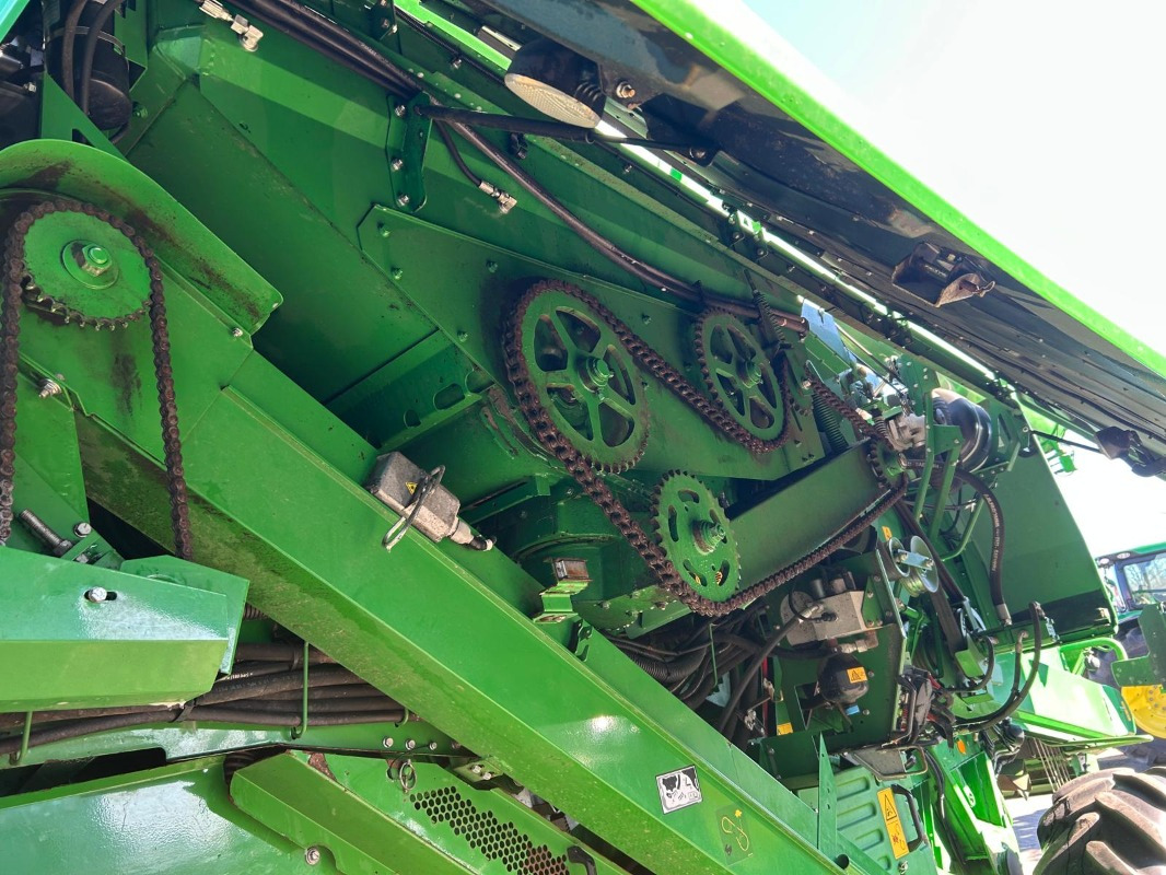 Зерноуборочный комбайн John Deere T660: фото 12