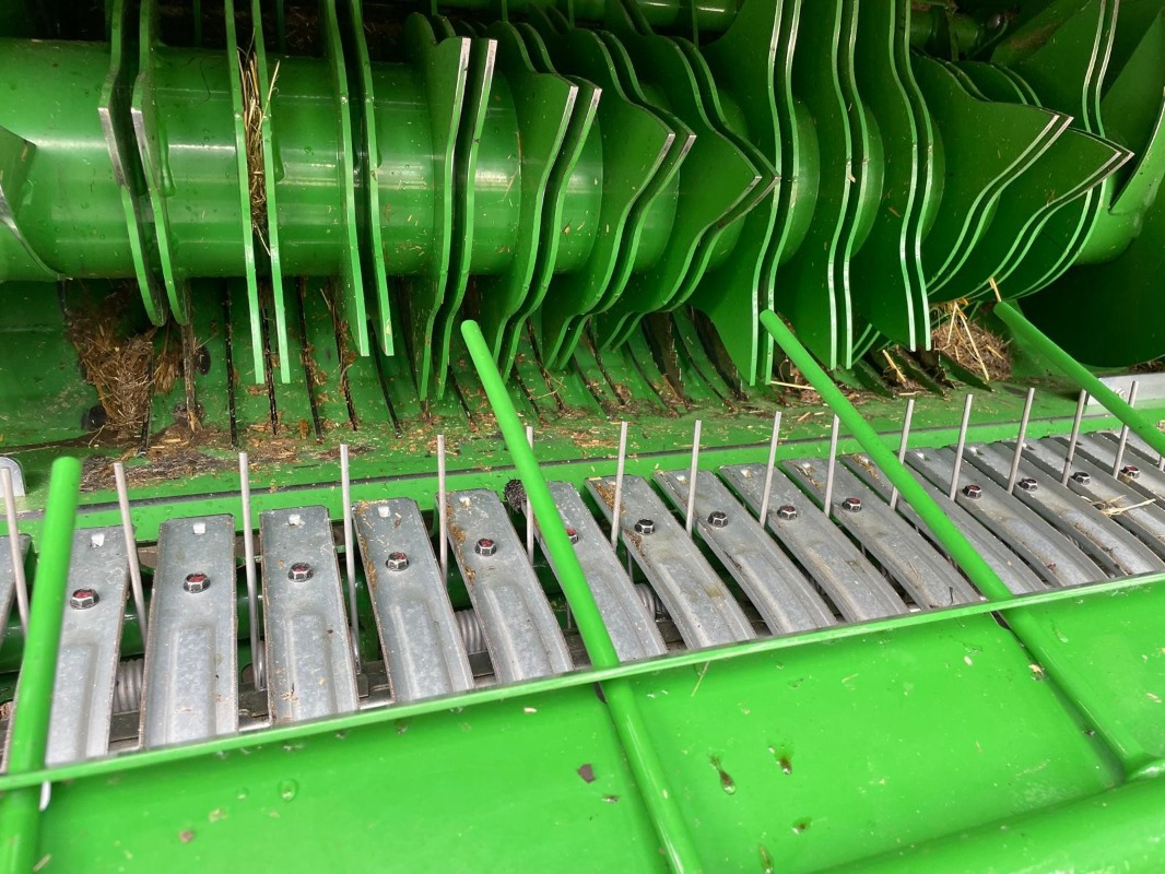 John Deere V451M - Обмотчик рулонов: фото 3 John Deere V451M - Обмотчик рулонов: фото 3