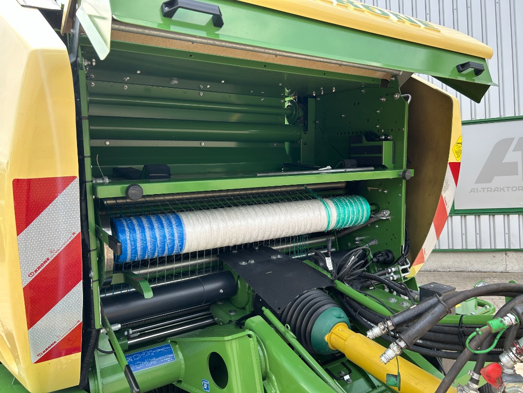 Krone Comprima CV 150 XC PLUS - Техника для сенозаготовки: фото 3 Krone Comprima CV 150 XC PLUS - Техника для сенозаготовки: фото 3