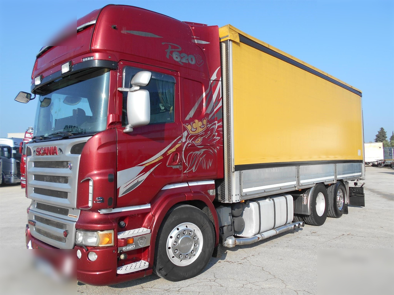 SCANIA R620 - Тентованный грузовик: фото 1 SCANIA R620 - Тентованный грузовик: фото 1