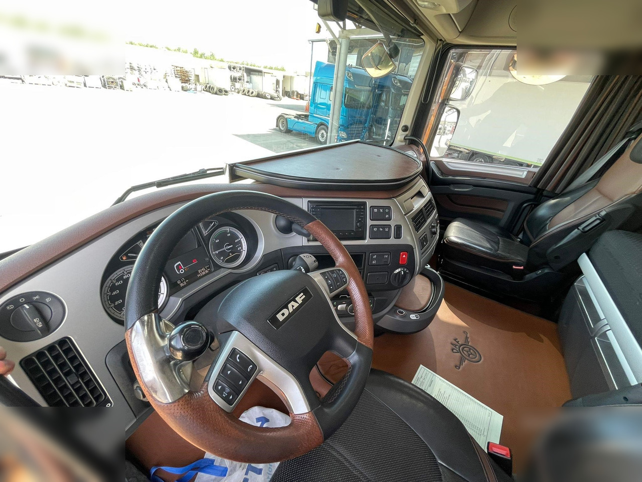 Тягач DAF XF530: фото 6
