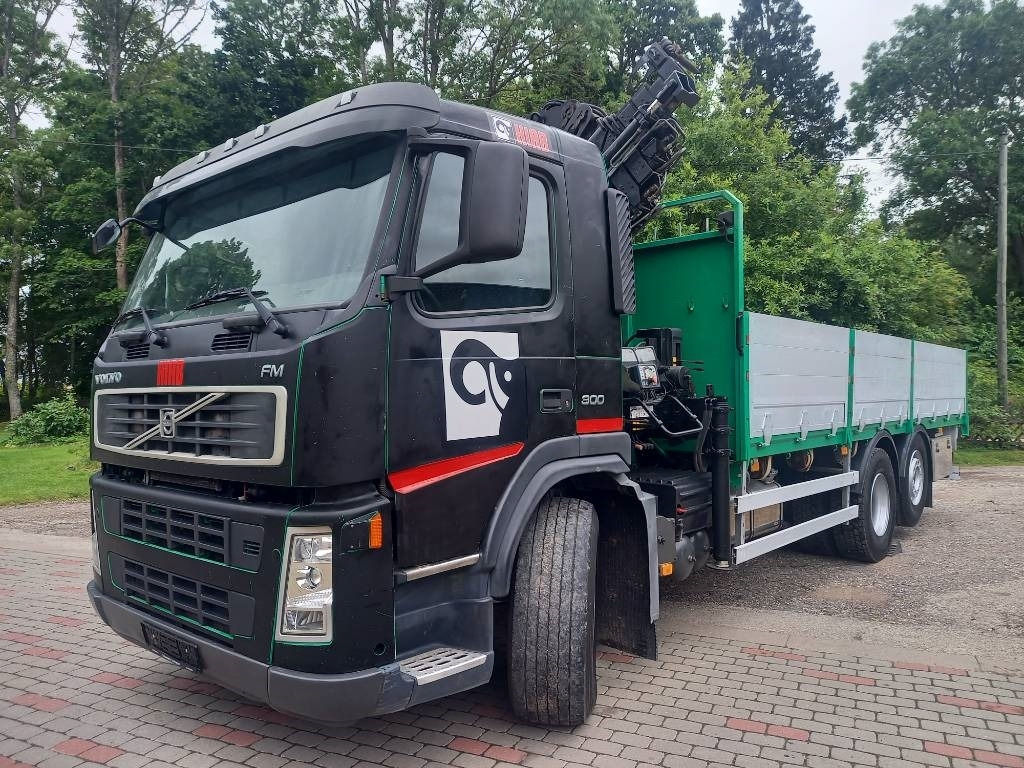 Volvo FM 300, 6x2, HIAB 166 E-5 - Автоманипулятор: фото 4 Volvo FM 300, 6x2, HIAB 166 E-5 - Автоманипулятор: фото 4