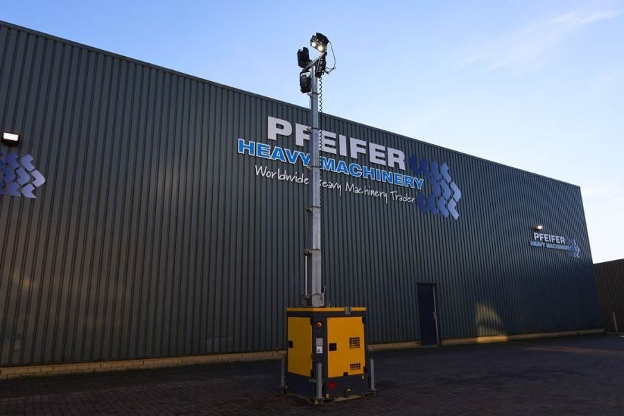 Atlas Copco HiLight B5+KD Max Boom Height 8m, Luminosity With - Осветительная мачта: фото 3 Atlas Copco HiLight B5+KD Max Boom Height 8m, Luminosity With - Осветительная мачта: фото 3