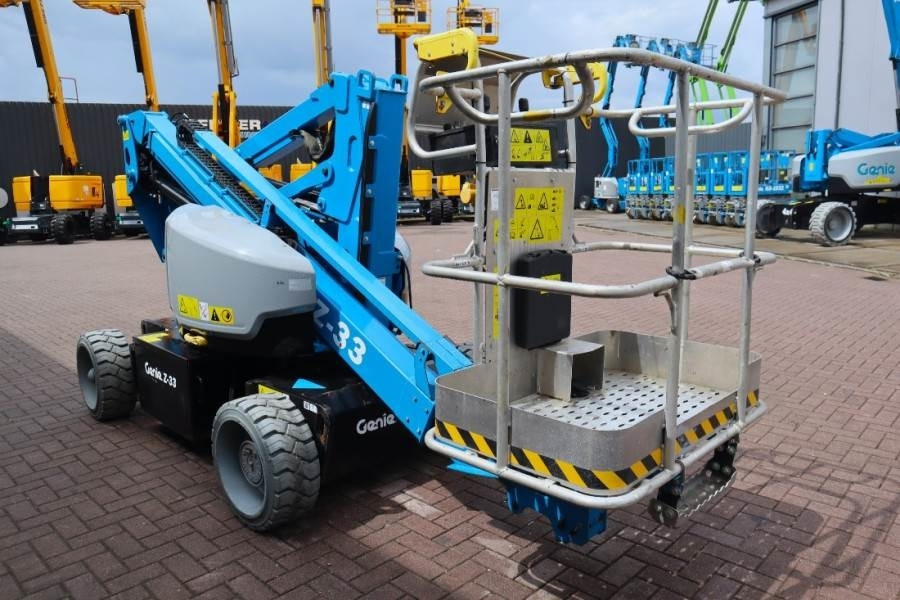 Коленчатый подъемник Genie Z-33/18 Electric, 12m Working Height, 5.6m Reach,: фото 8